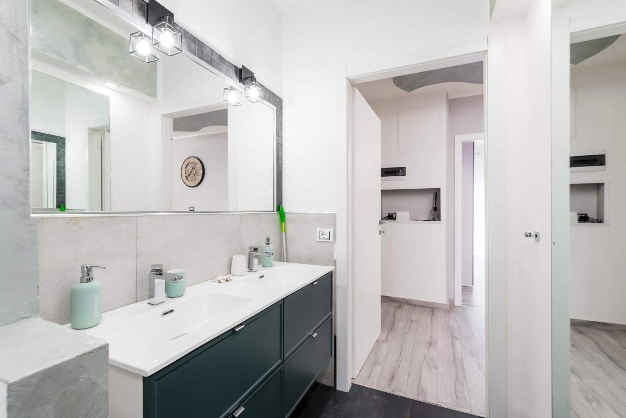 Moderno Bilocale A 5 Minuti Dal Centro Storico Apartment Torino Exterior foto